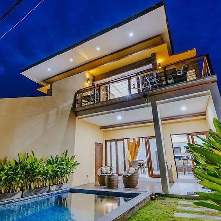 Secret Outlook Lembongan Villa Exterior photo
