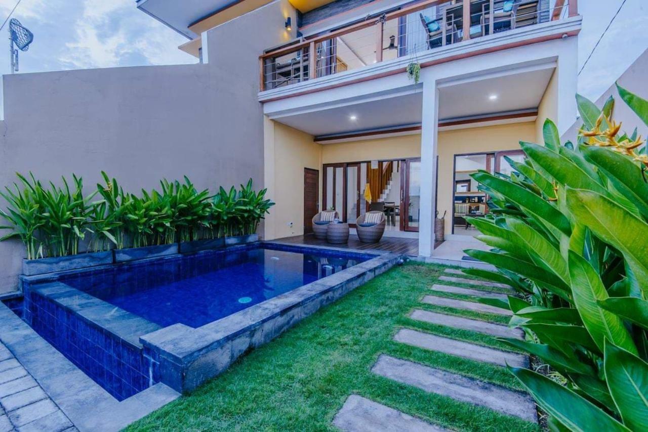 Secret Outlook Lembongan Villa Exterior photo