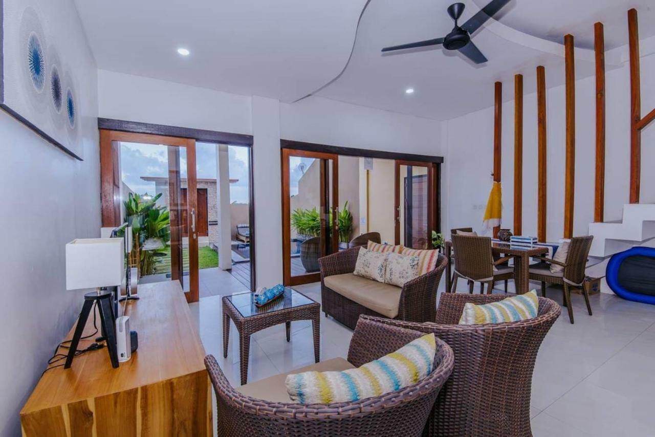 Secret Outlook Lembongan Villa Exterior photo